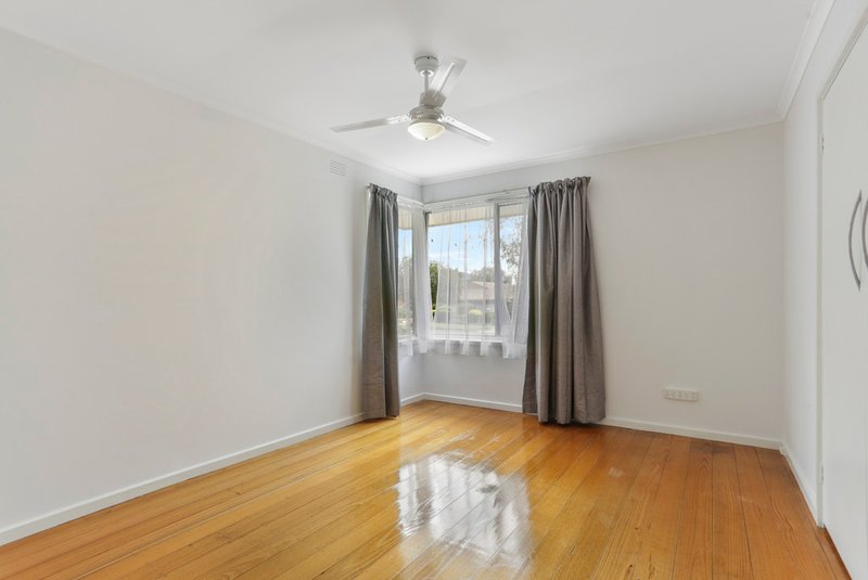 Photo - 11 Lola Street, Mulgrave VIC 3170 - Image 6