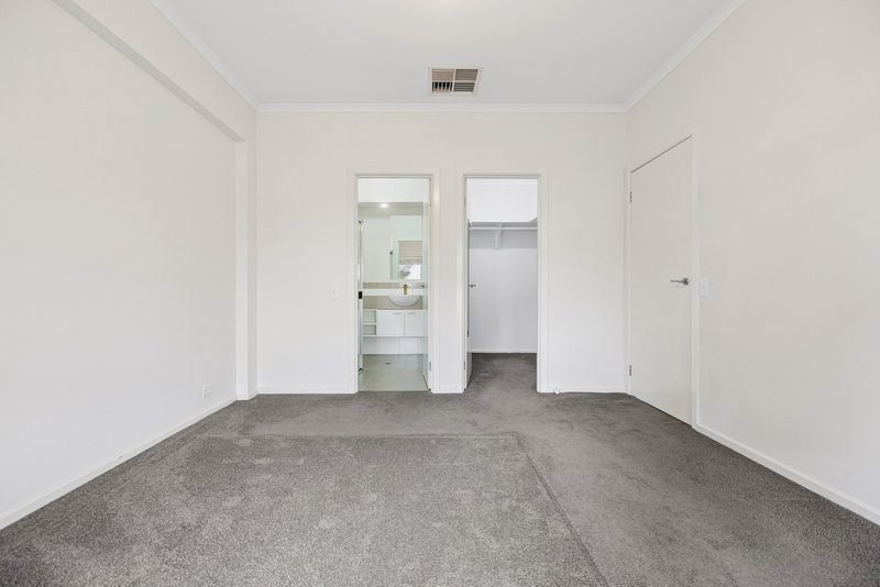 Photo - 11 Lorentz Court, Mawson Lakes SA 5095 - Image 4