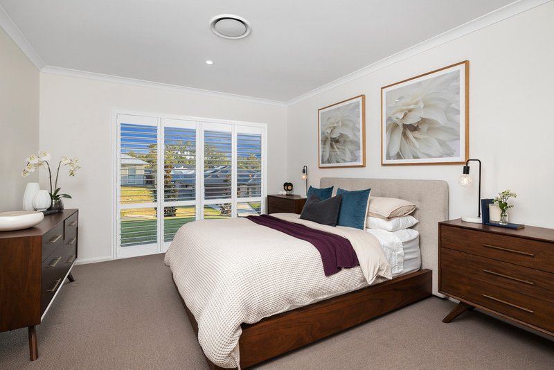 Photo - 11 Lorikeet Street, Upper Kedron QLD 4055 - Image 10