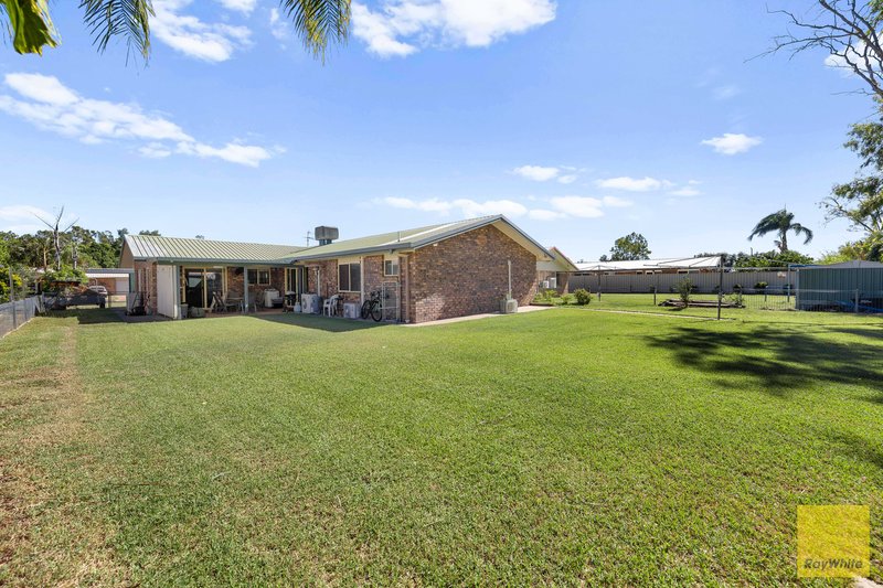 Photo - 11 Louisa Court, Emerald QLD 4720 - Image 22