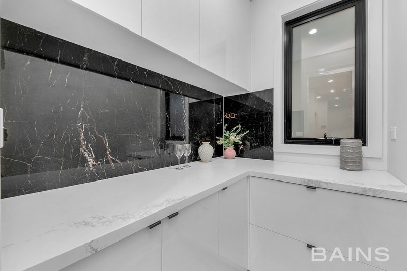 Photo - 11 Lowe Drive, Doreen VIC 3754 - Image 8