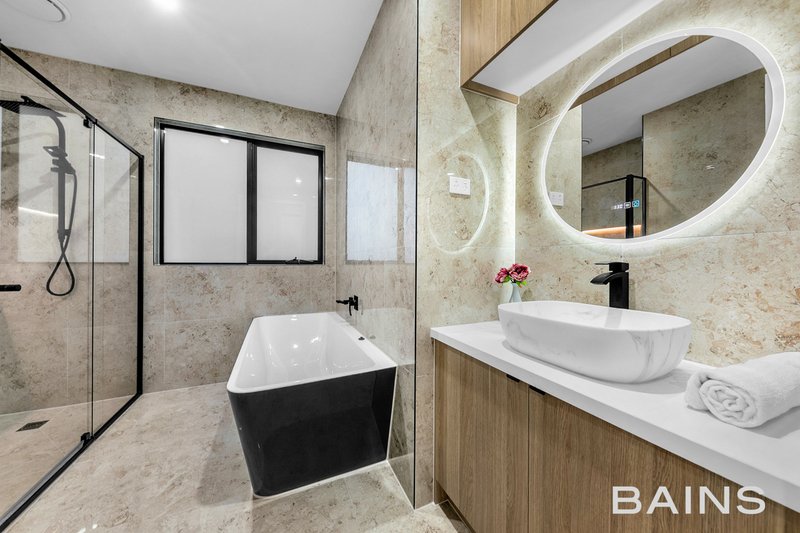 Photo - 11 Lowe Drive, Doreen VIC 3754 - Image 10