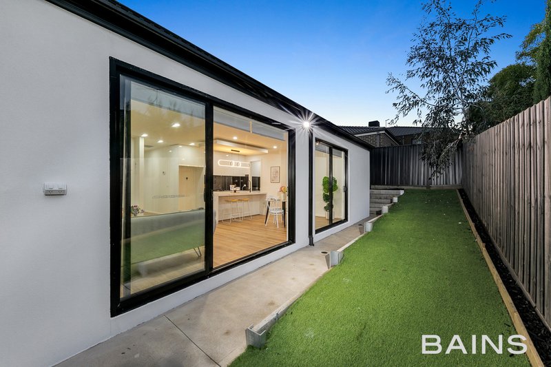 Photo - 11 Lowe Drive, Doreen VIC 3754 - Image 19