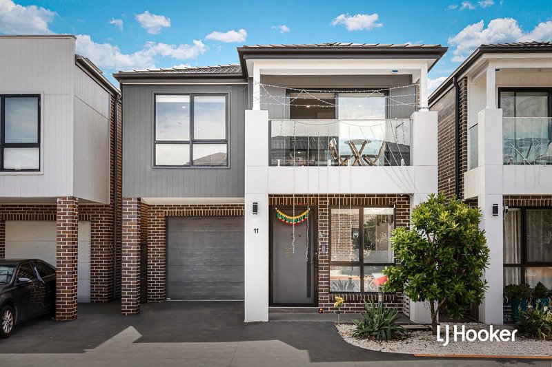 Photo - 11 Luckman Glade, Marsden Park NSW 2765 - Image 1