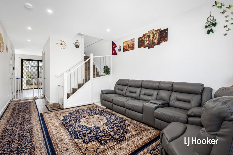 Photo - 11 Luckman Glade, Marsden Park NSW 2765 - Image 4