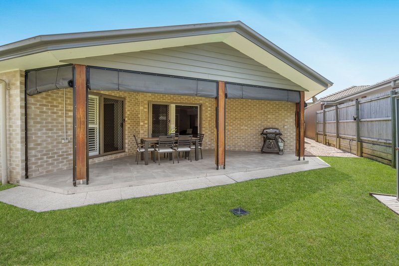 Photo - 11 Ludlow Crescent, Ormeau Hills QLD 4208 - Image 3