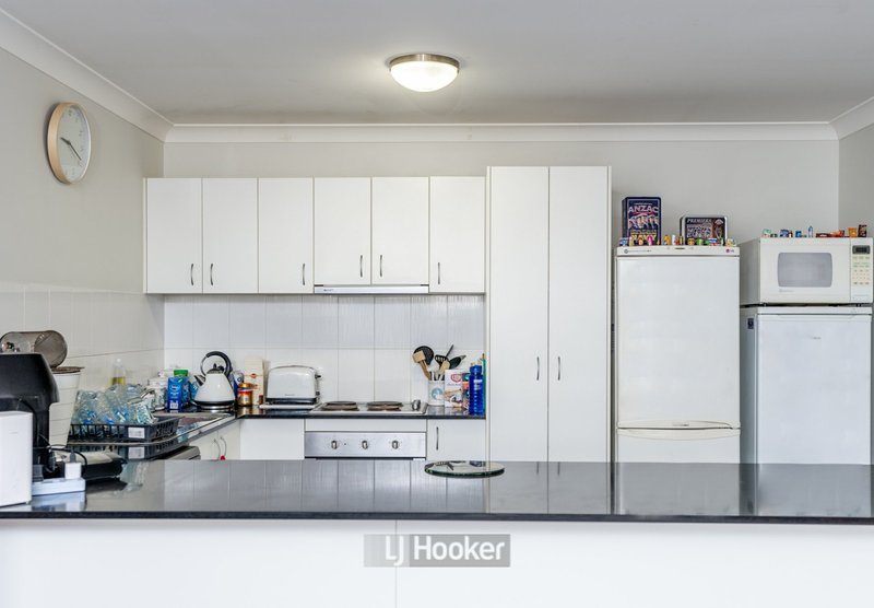 Photo - 1/1 Luke Place, Redbank QLD 4301 - Image 4