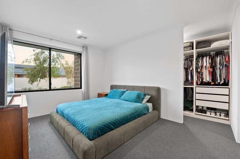 Photo - 11 Lumber Way, Baldivis WA 6171 - Image 4