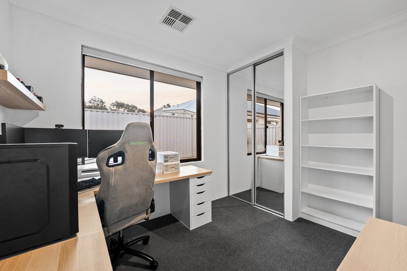 Photo - 11 Lumber Way, Baldivis WA 6171 - Image 23