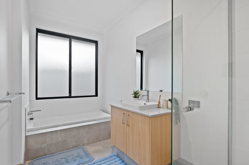 Photo - 11 Lumber Way, Baldivis WA 6171 - Image 25