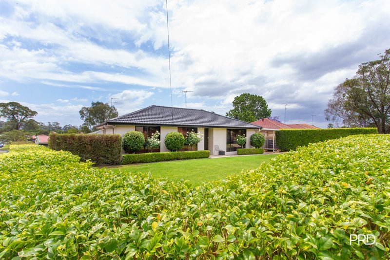 11 Lyn Circuit, Jamisontown NSW 2750