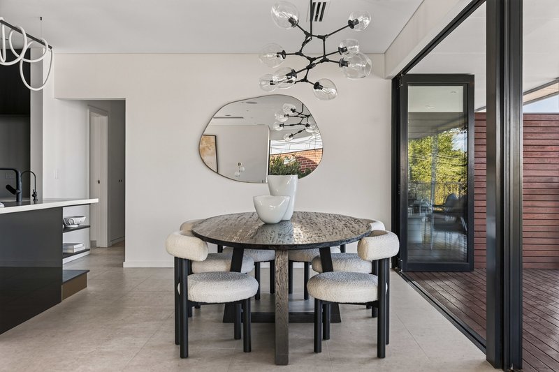Photo - 11 Lyndhurst Crescent, Hunters Hill NSW 2110 - Image 10