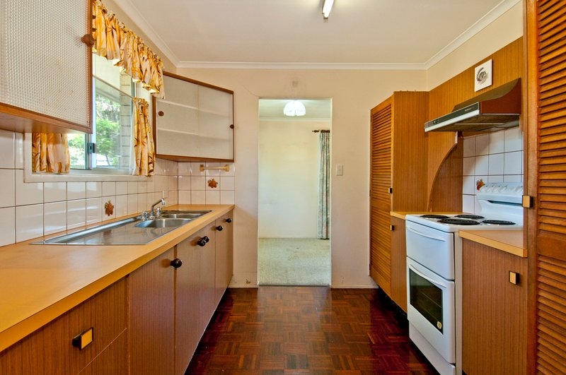 Photo - 11 Lyons Street, Bethania QLD 4205 - Image 8