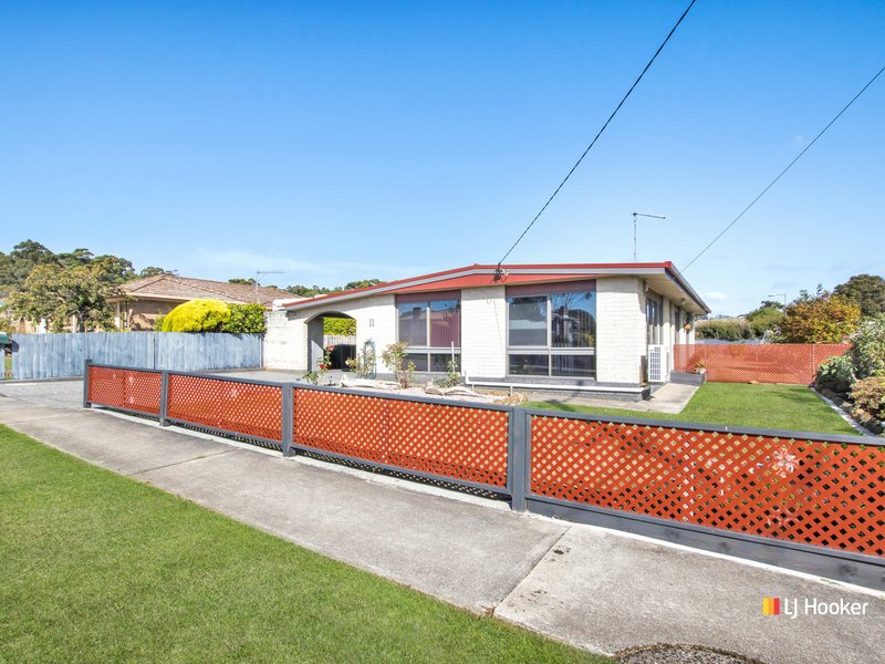 11 Lyons Street, Somerset TAS 7322