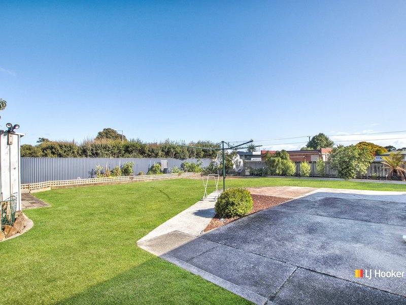 Photo - 11 Lyons Street, Somerset TAS 7322 - Image 10