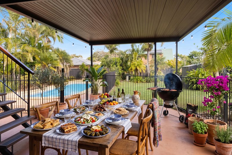 Photo - 11 Mackerel Street, Sandstone Point QLD 4511 - Image 9