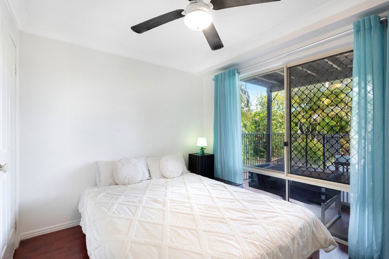 Photo - 11 Mackerel Street, Sandstone Point QLD 4511 - Image 12