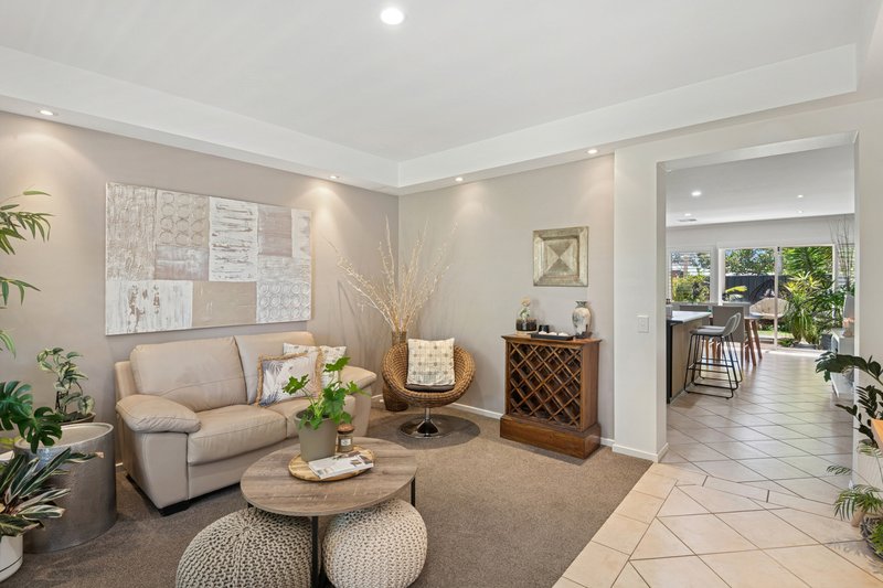 Photo - 11 Maesbury Circuit, Sturt SA 5047 - Image 3