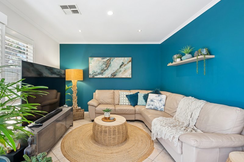 Photo - 11 Maesbury Circuit, Sturt SA 5047 - Image 11