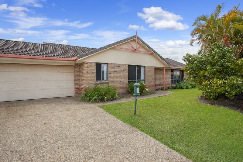 Photo - 11 Magpie Court, Burleigh Waters QLD 4220 - Image