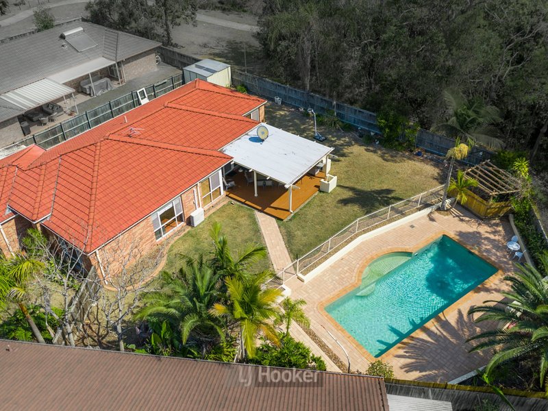 Photo - 11 Maidenhair Court, Forest Lake QLD 4078 - Image 4