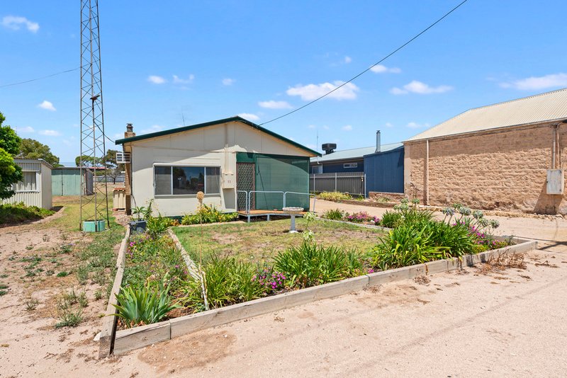 Photo - 11 Main Street, Balgowan SA 5573 - Image 20