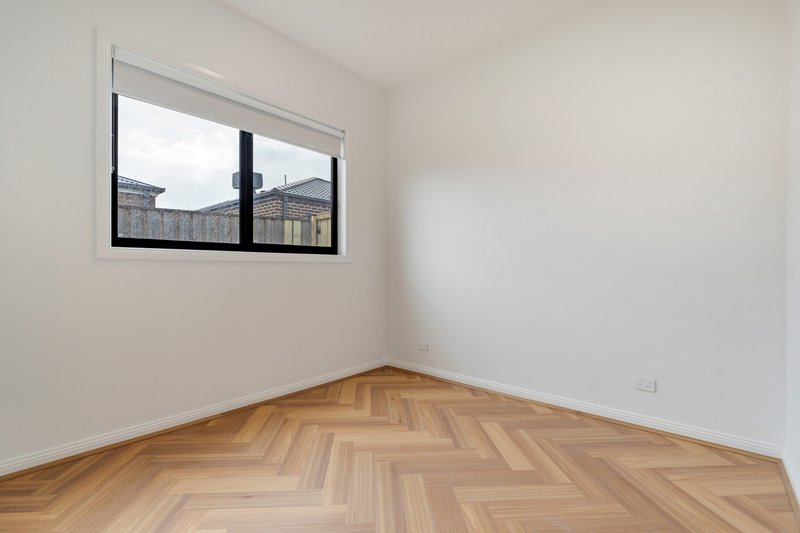 Photo - 11 Malcolm Street, Beveridge VIC 3753 - Image 18