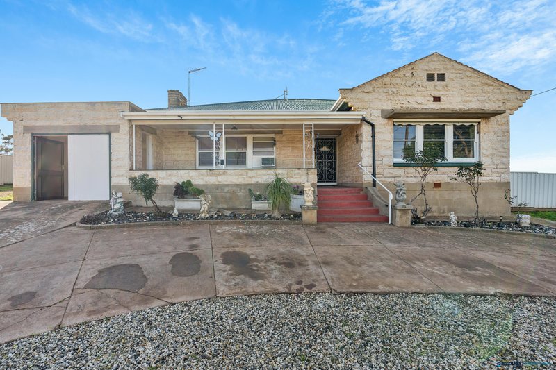 Photo - 11 Malcolm Street, Hamley Bridge SA 5401 - Image 3