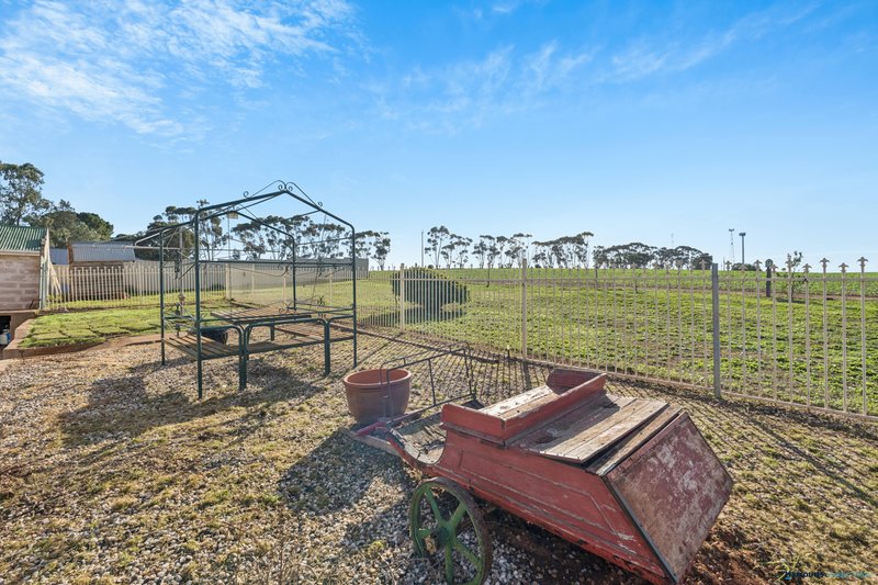 Photo - 11 Malcolm Street, Hamley Bridge SA 5401 - Image 25