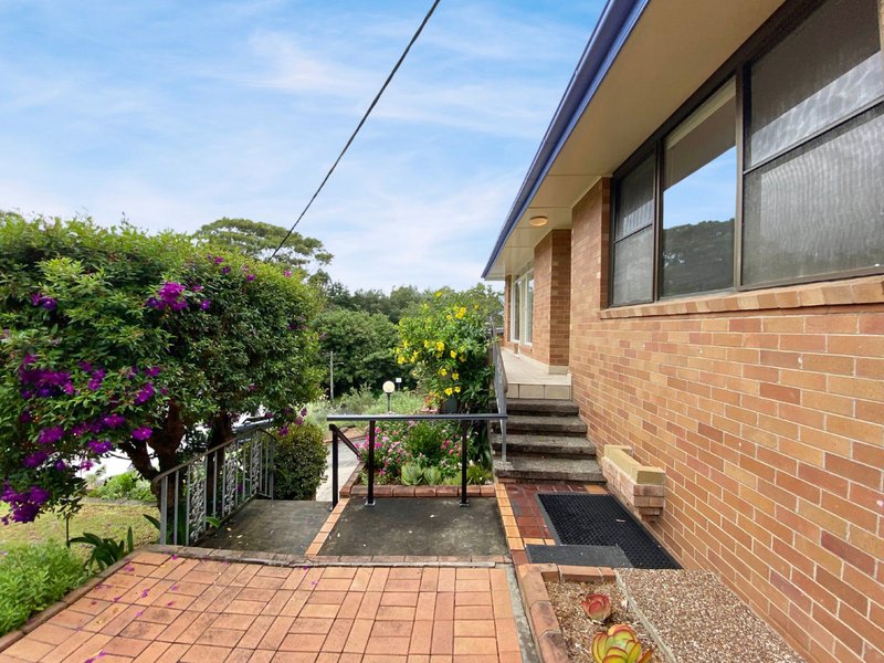 Photo - 11 Maltarra Place, Charlestown NSW 2290 - Image 4