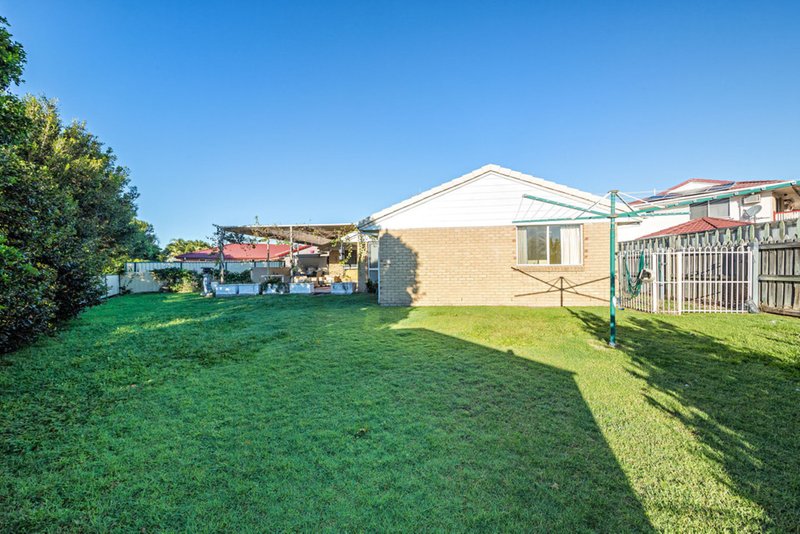 Photo - 11 Malva Court, Bongaree QLD 4507 - Image 14