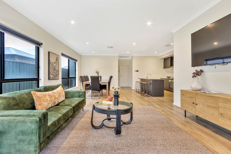 Photo - 11 Manno Avenue, Angle Vale SA 5117 - Image 2