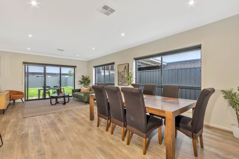 Photo - 11 Manno Avenue, Angle Vale SA 5117 - Image 12