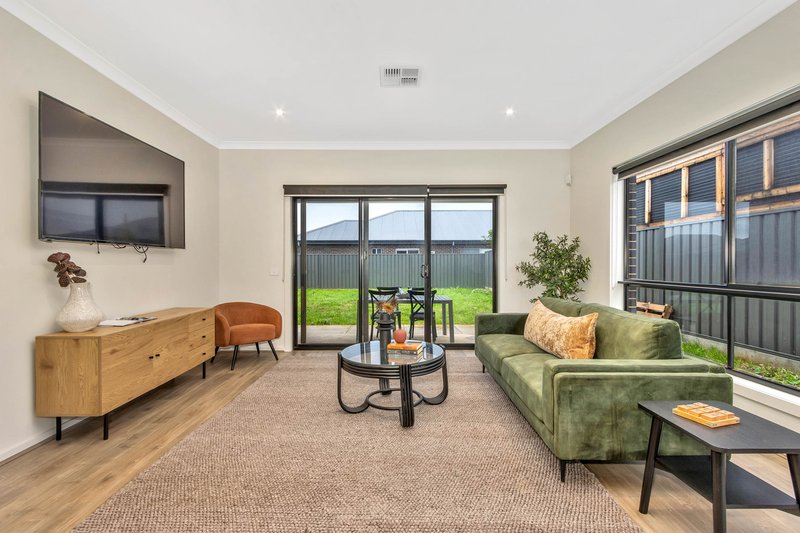 Photo - 11 Manno Avenue, Angle Vale SA 5117 - Image 13