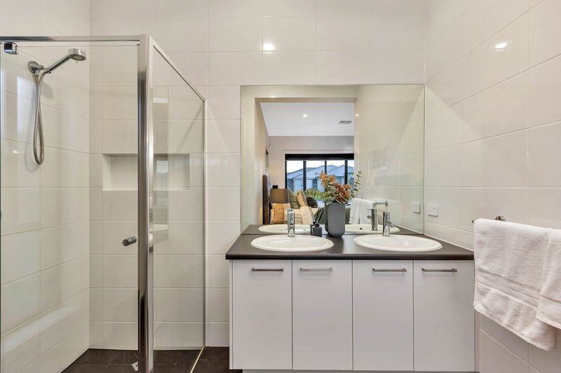 Photo - 11 Manno Avenue, Angle Vale SA 5117 - Image 15