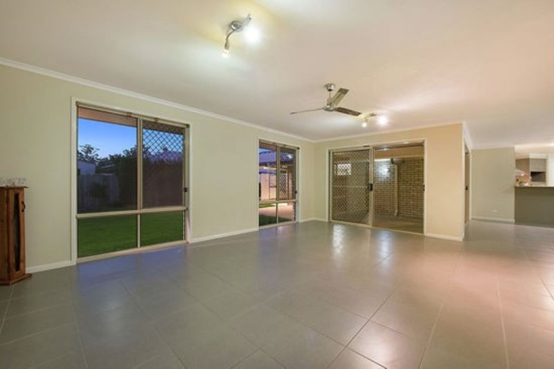 Photo - 11 Maple Court, Yandina QLD 4561 - Image 3