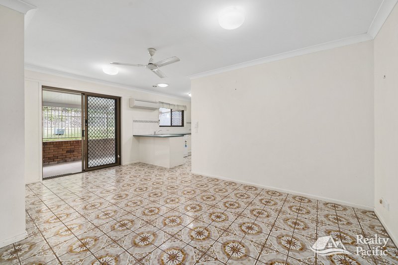 Photo - 11 Maranoa Street, Carina Heights QLD 4152 - Image 6