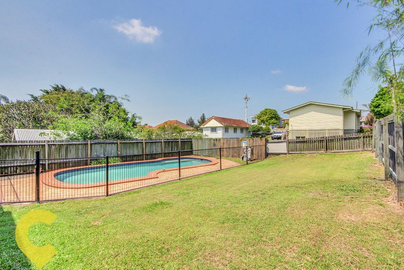 Photo - 11 Margaret Street, Camp Hill QLD 4152 - Image 12