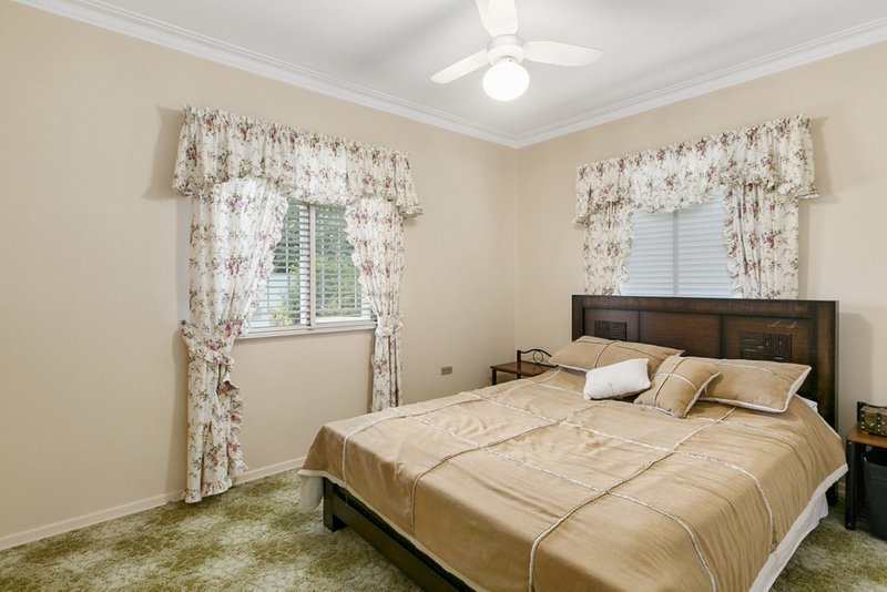 Photo - 11 Marieander Street, Tarragindi QLD 4121 - Image 7