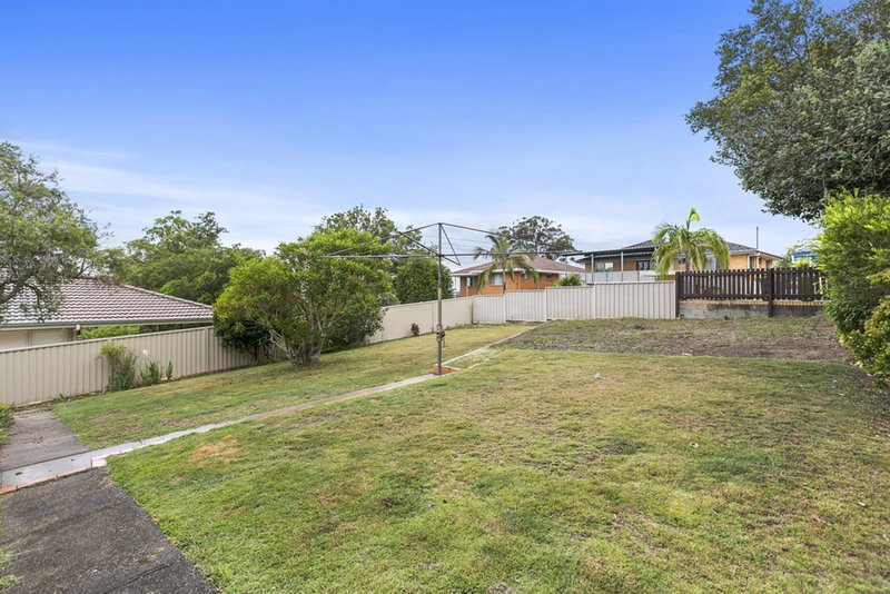 Photo - 11 Marieander Street, Tarragindi QLD 4121 - Image 9