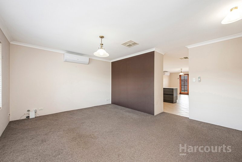 Photo - 11 Mariner Place, Halls Head WA 6210 - Image 7