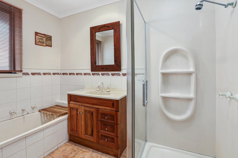 Photo - 11 Mark Street, Lara VIC 3212 - Image 11