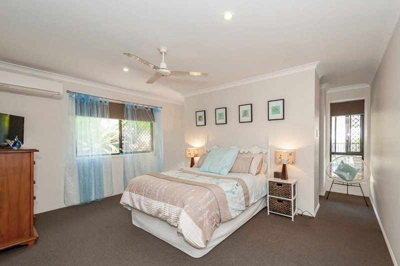 Photo - 11 Markowitz Place, Kirkwood QLD 4680 - Image 4