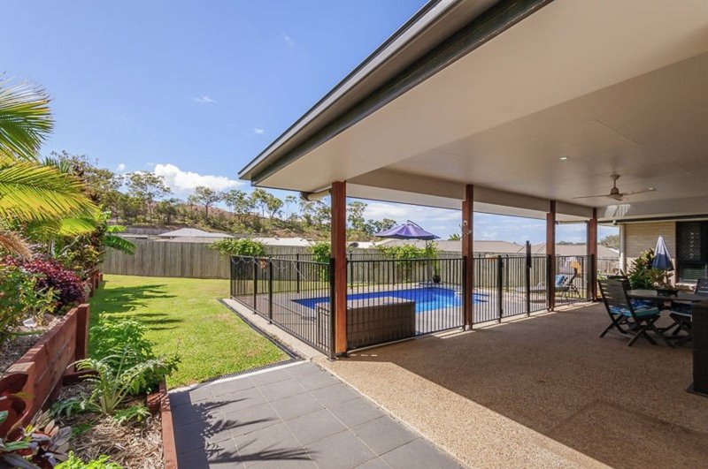 Photo - 11 Markowitz Place, Kirkwood QLD 4680 - Image 6