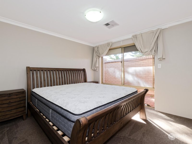 Photo - 11 Marks Place, Rockingham WA 6168 - Image 5