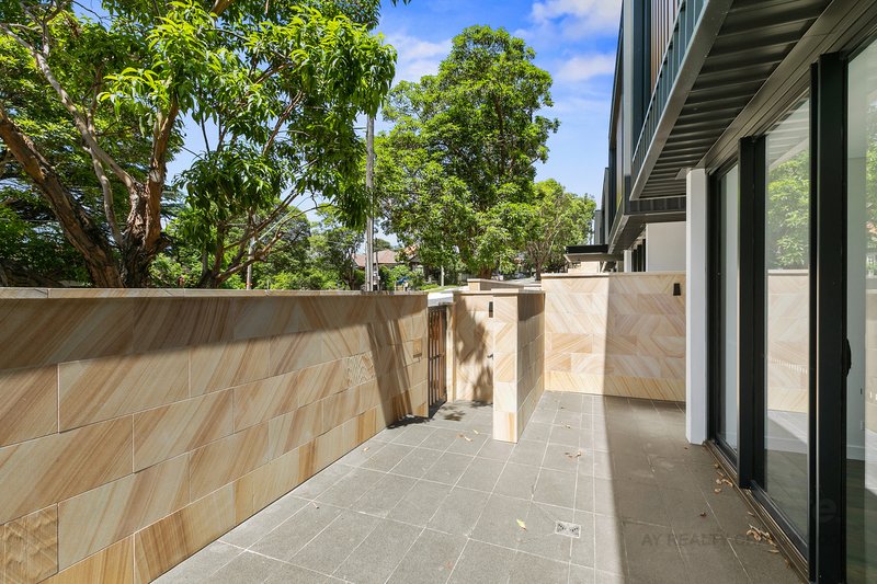 Photo - 11 Marshall Avenue, St Leonards NSW 2065 - Image 5