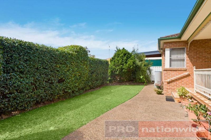 Photo - 11 Martin Crescent, Milperra NSW 2214 - Image 6