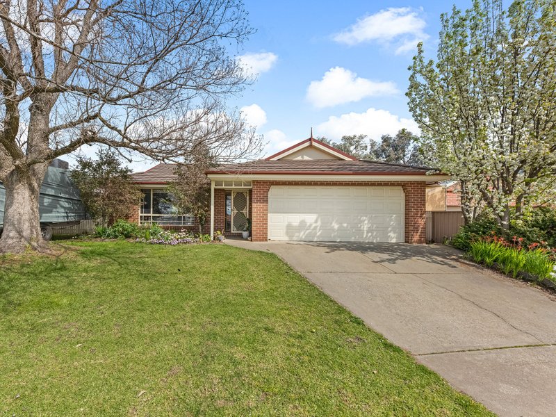 11 Mashie Way, Wodonga VIC 3690