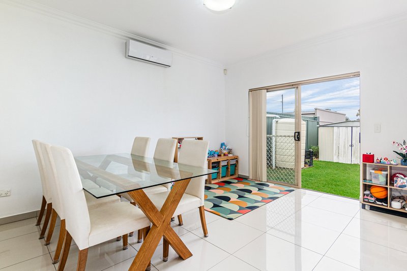 Photo - 11 Matthews Avenue, East Hills NSW 2213 - Image 3