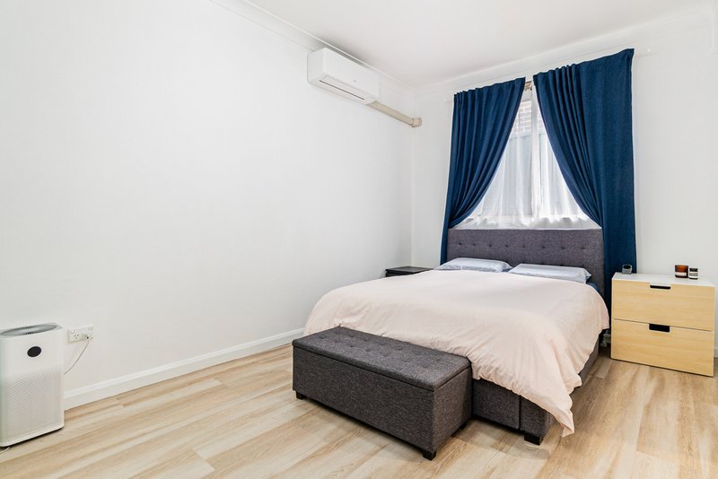 Photo - 11 Matthews Avenue, East Hills NSW 2213 - Image 6